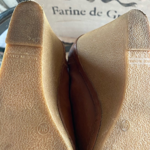 Lovely People Leather Oxford Platform Wedge - Picture 4 of 7